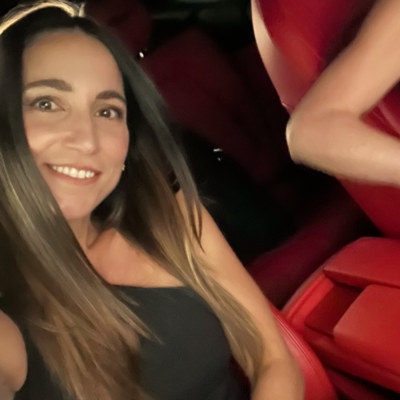 Meet the Posher Other - Meet your Posher, Megan